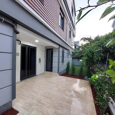 Appartement New Flat With Big Living Spaces 1 Near By Lara *